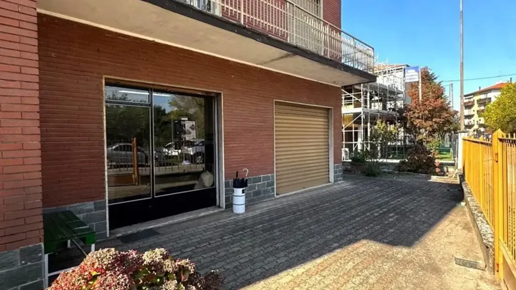 Terrasse - Cielo-Terra Property with Shop in Binasco