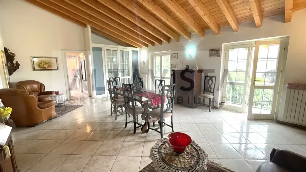 Sala da pranzo - Duplex Villa with Pool in Flero