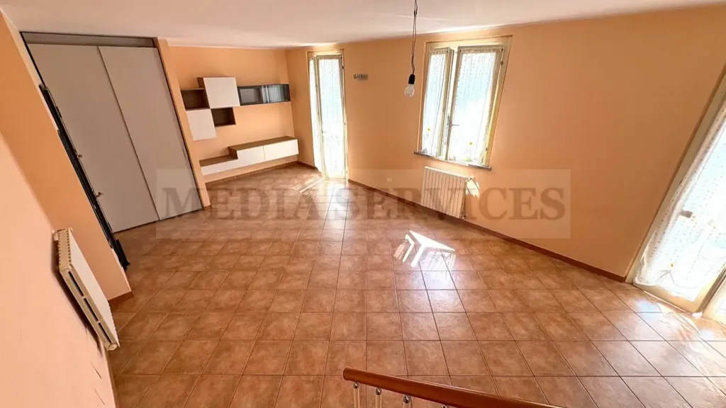Séjour - Prestigious Apartment with Balcony in Garlasco