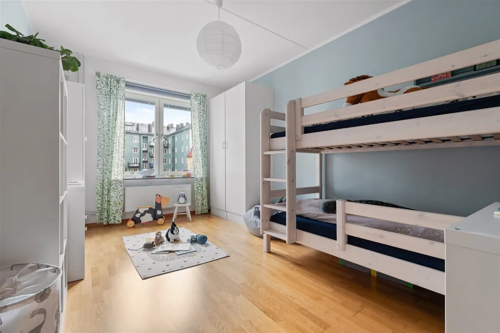 Chambres - Apartment with West-Facing Balcony in Central Sundbyberg