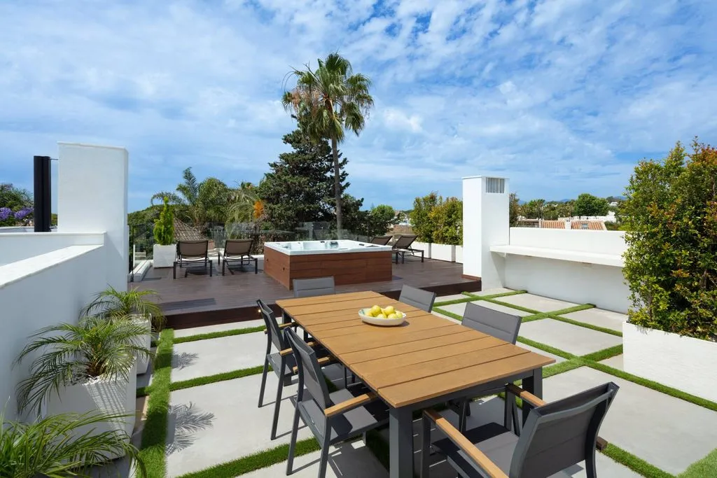 Terrazza - Luxury Villa with Pool in Marbella