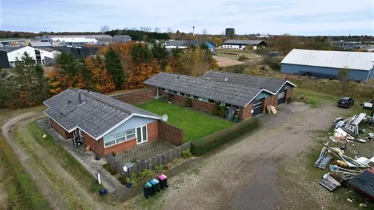 Õhuvaade - Warehouse with Residential Unit near Vojens