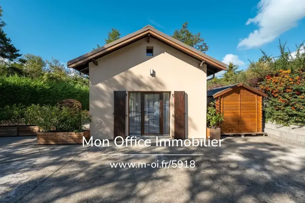 Esterno - Luxury House with Water Access in Embrun