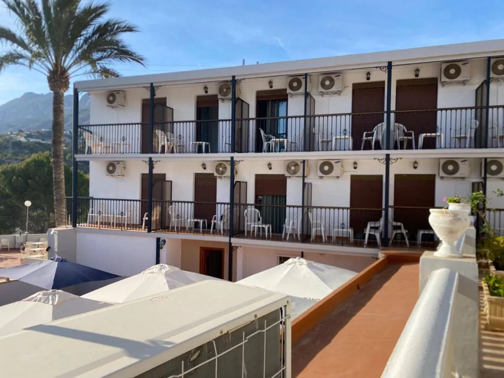 Piscina - 27-Room Hotel with Sea View in Altea
