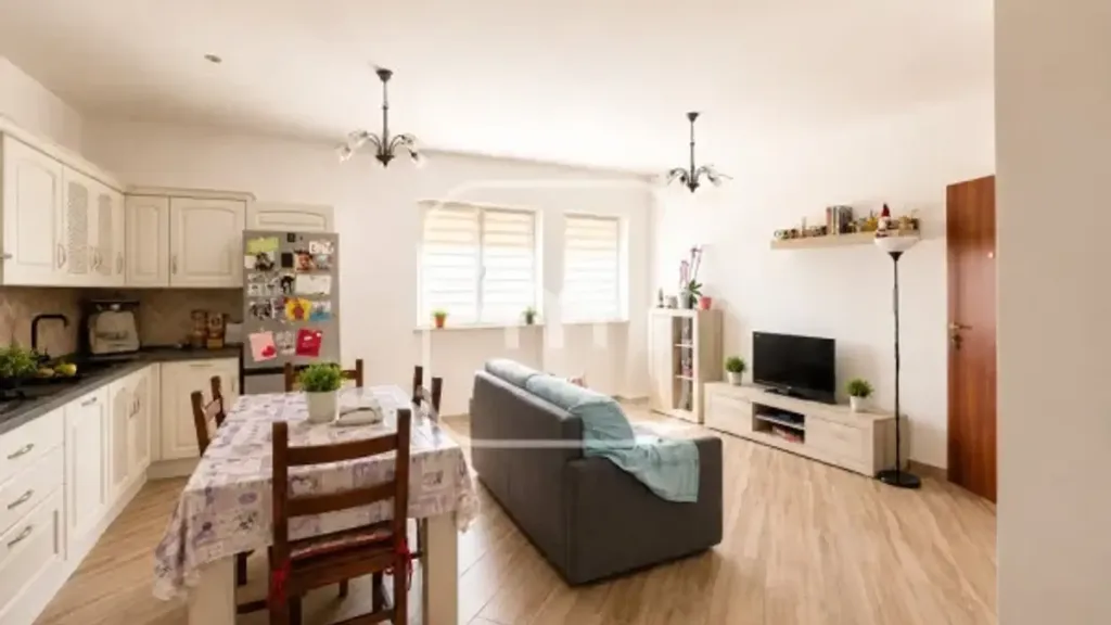 Cuisine - Modernised Apartment with Balcony in Rome