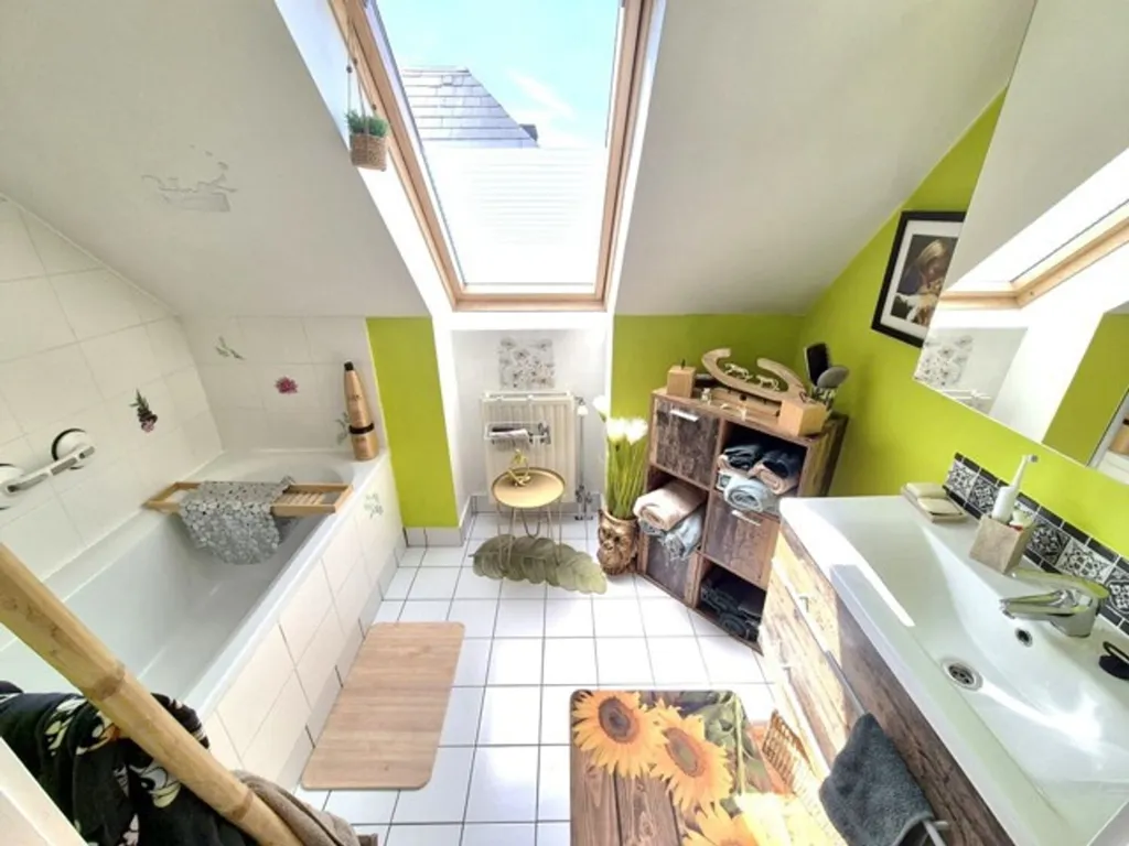 Bagni - Apartment with Terrace in Charleroi Mont-Sur-Marchienne
