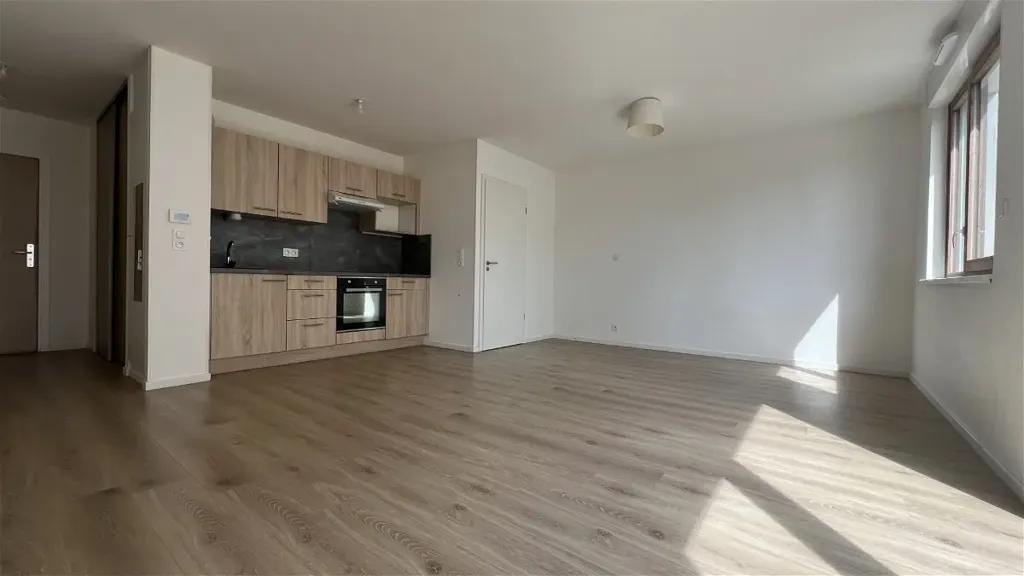 Kitchen - Studio with Balcony in Ostwald