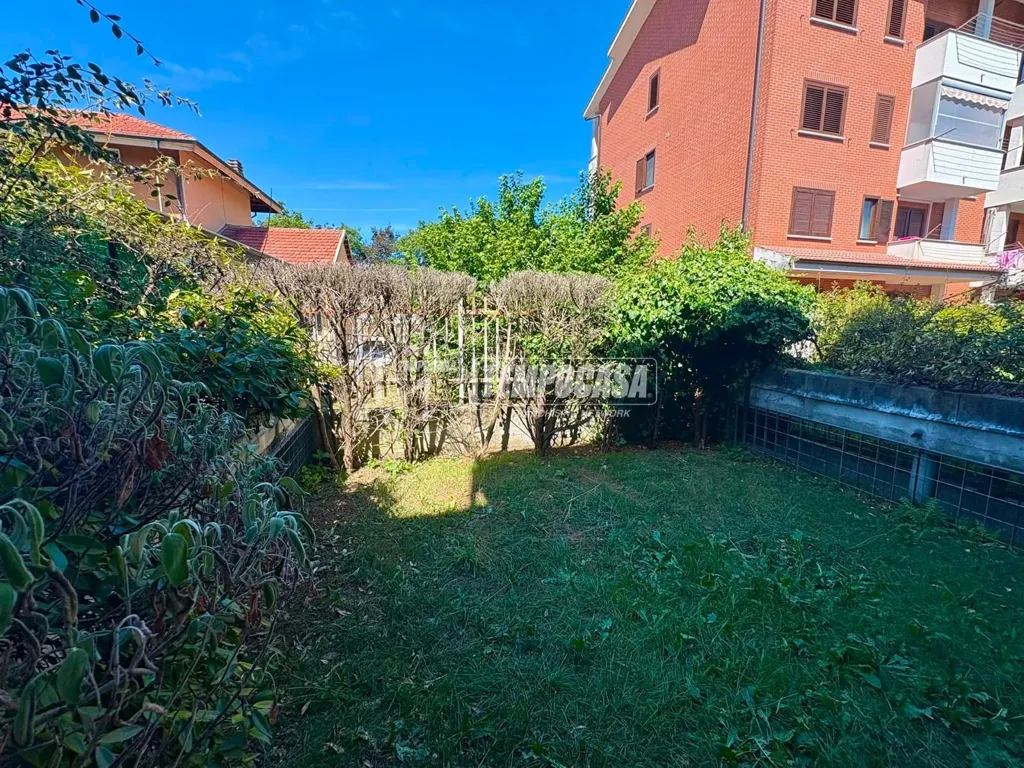 Giardino - Terraced Villa with Private Garden in Cirié