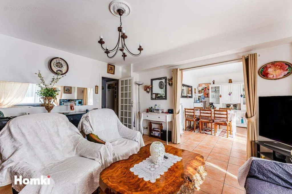 Séjour - Appartement avec Balcon dans le Centre d'Arcachon