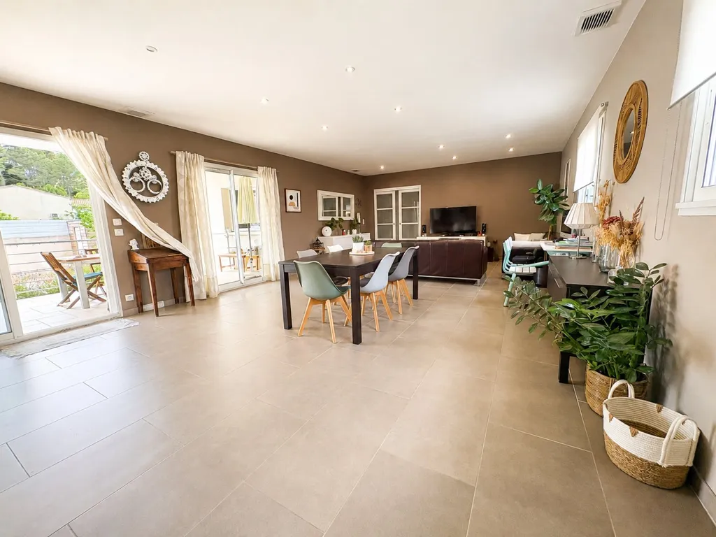 Elutuba - Ground Floor Villa with Pool in Clermont-l'Hérault