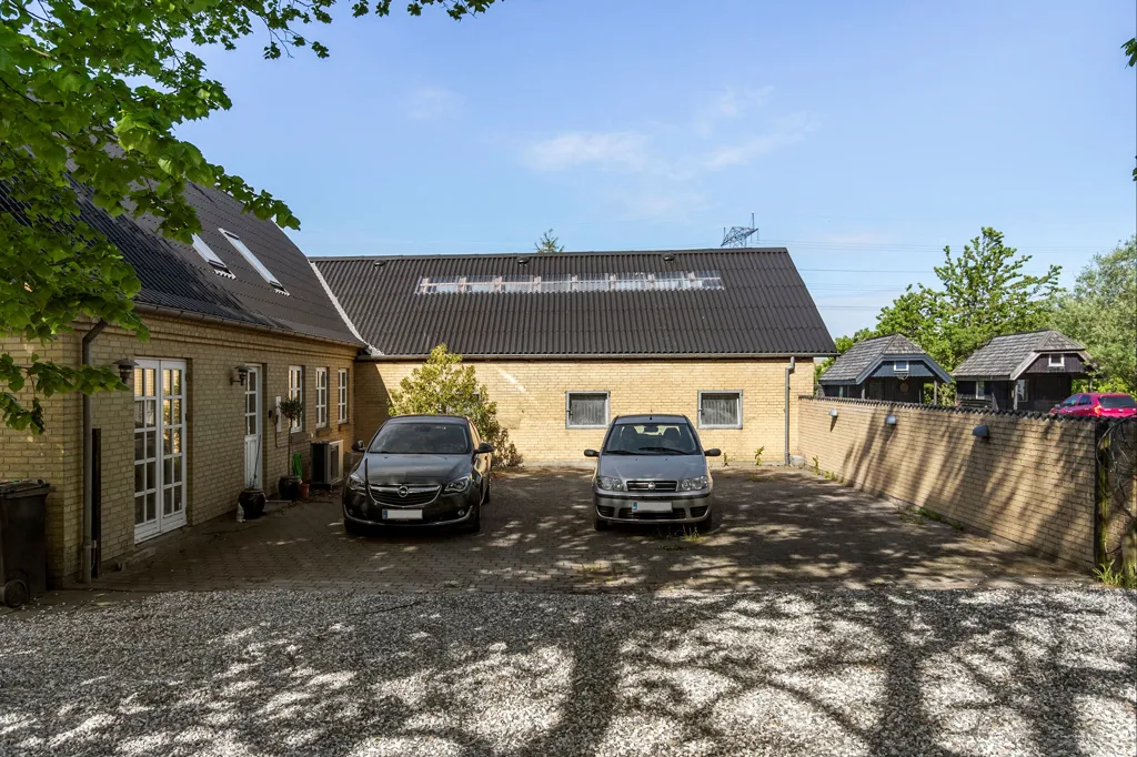 Esterno - Ride Centre with Stables near True Skov