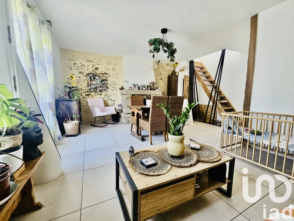 Living Room - Charming House with Courtyard in Missillac