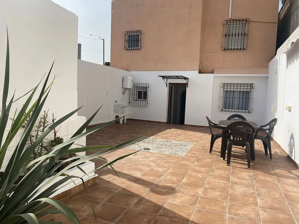 Aed - Terraced House with Terrace in Plaza de Toros