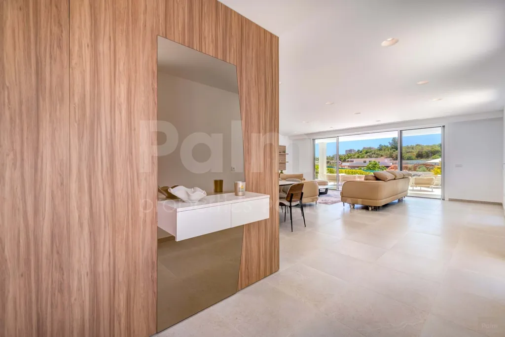 Esik - Luxury Villa with Heated Pool in Central Alvor