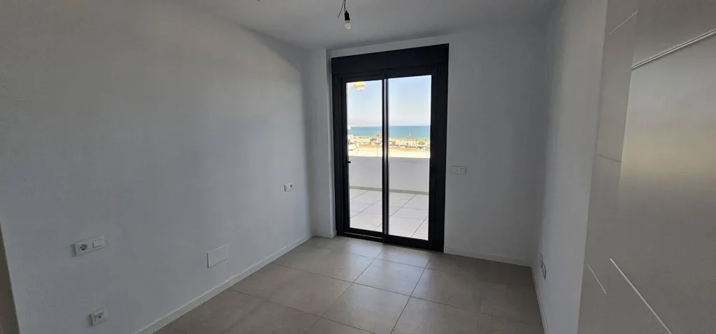 Stanze - Beachfront Apartment with Sea Views in Torremolinos