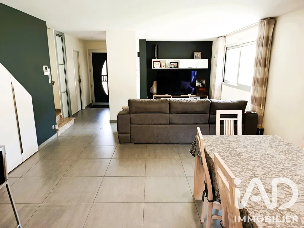 Soggiorno - Contemporary Villa with Pool in Foix
