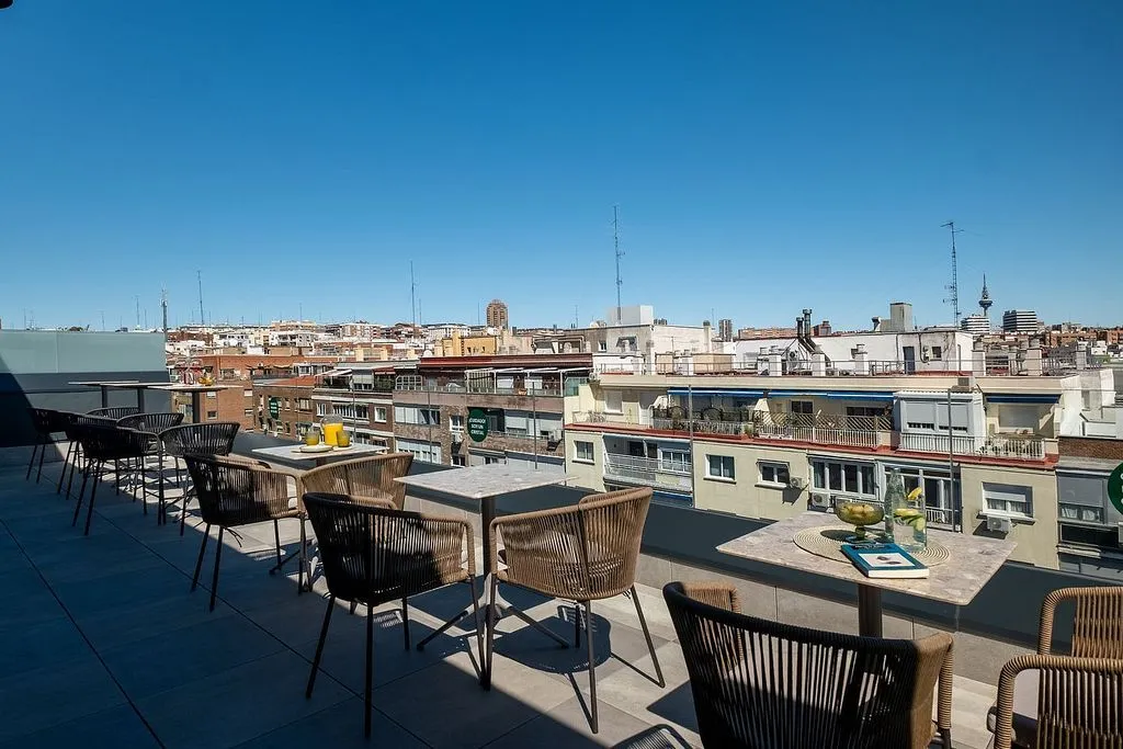Terrass - New Flat with Air Conditioning in De Cavanilles, Madrid
