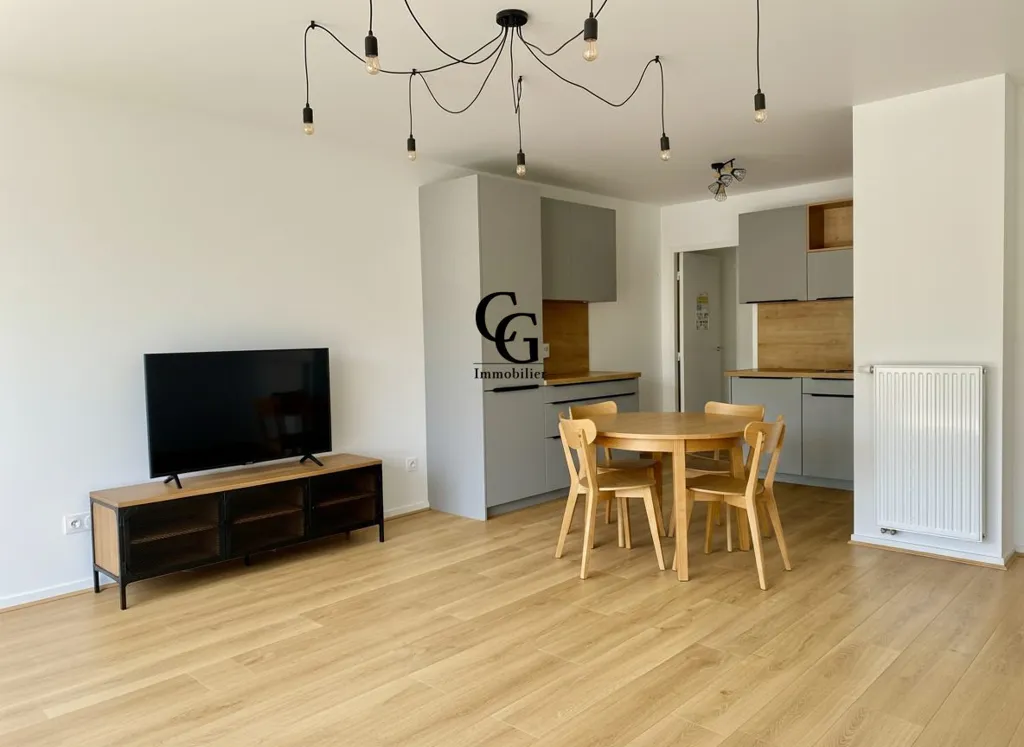Séjour - Appartement Récent avec Balcon à Vertou