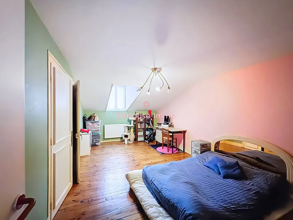 Magamistoad - Spacious Flat with Five Bedrooms in Saint-Etienne Centre