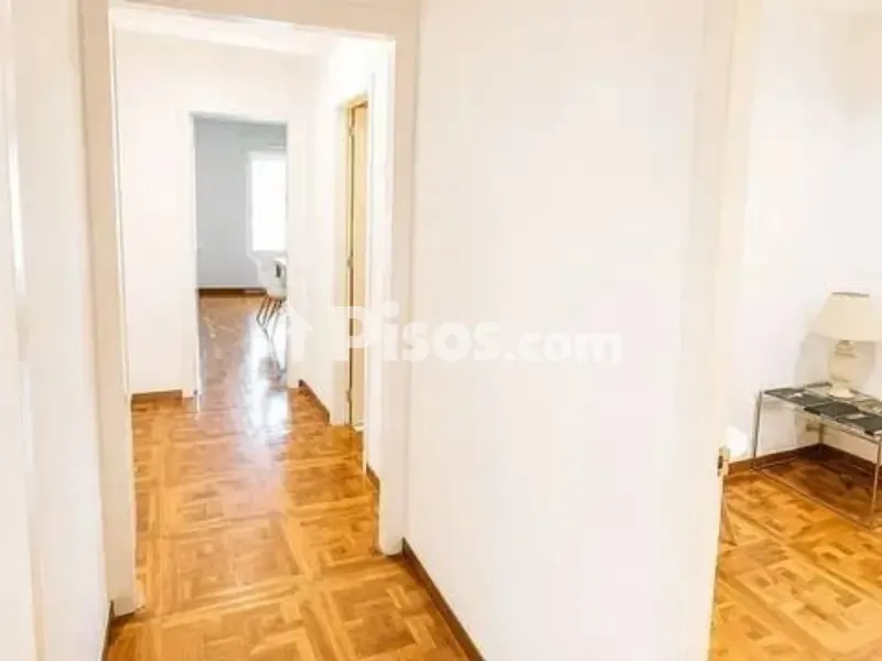 Esik - Apartment for Renovation with Double Orientation in Eixample