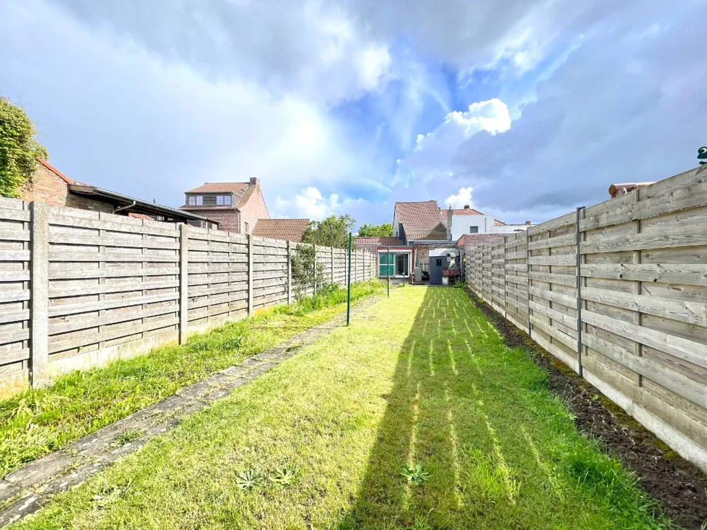 Aed - House with Large Garden in Wervik