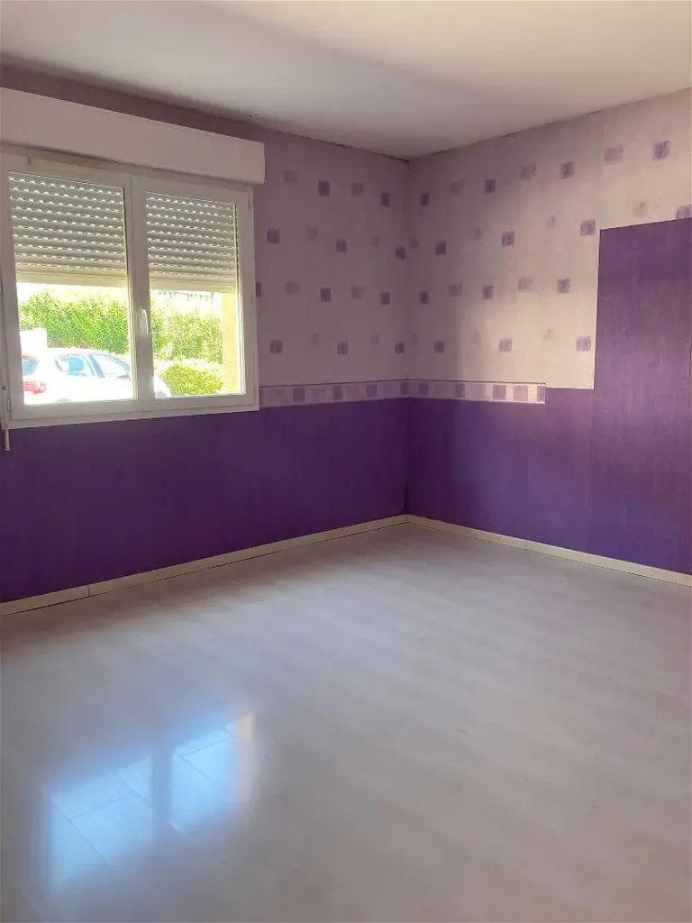 Rooms - Detached House with Garden in Flers