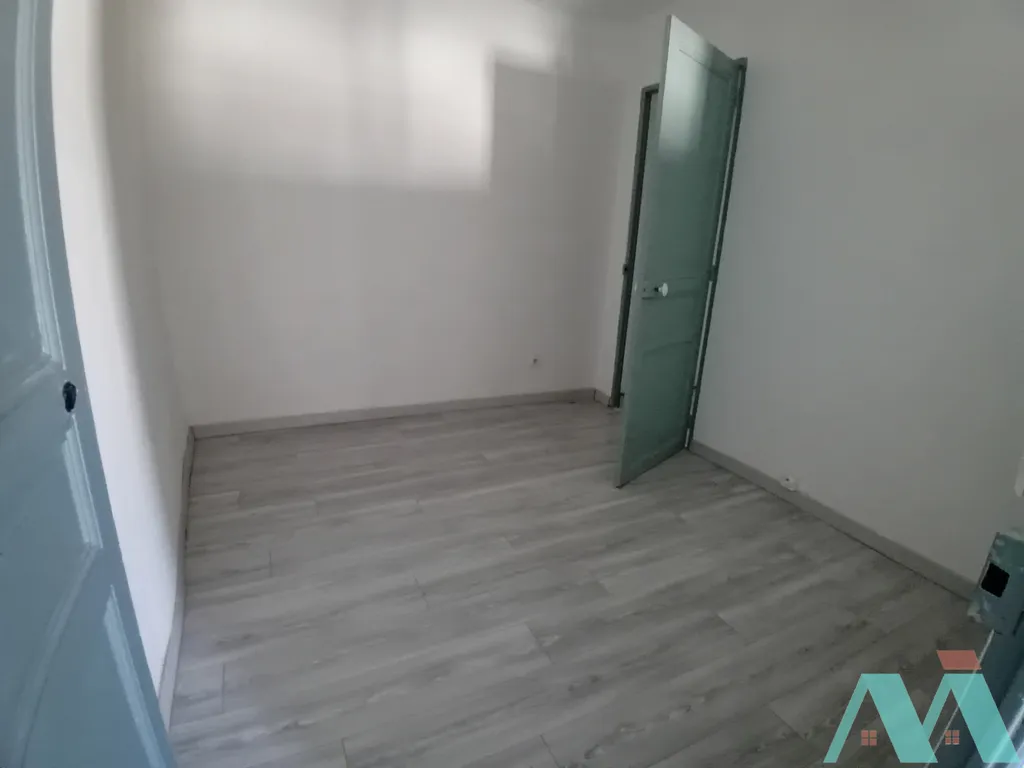 Toad - Central Flat with Balcony in Vidauban