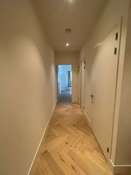 Esik - Seafront Apartment with Balcony in Zandvoort