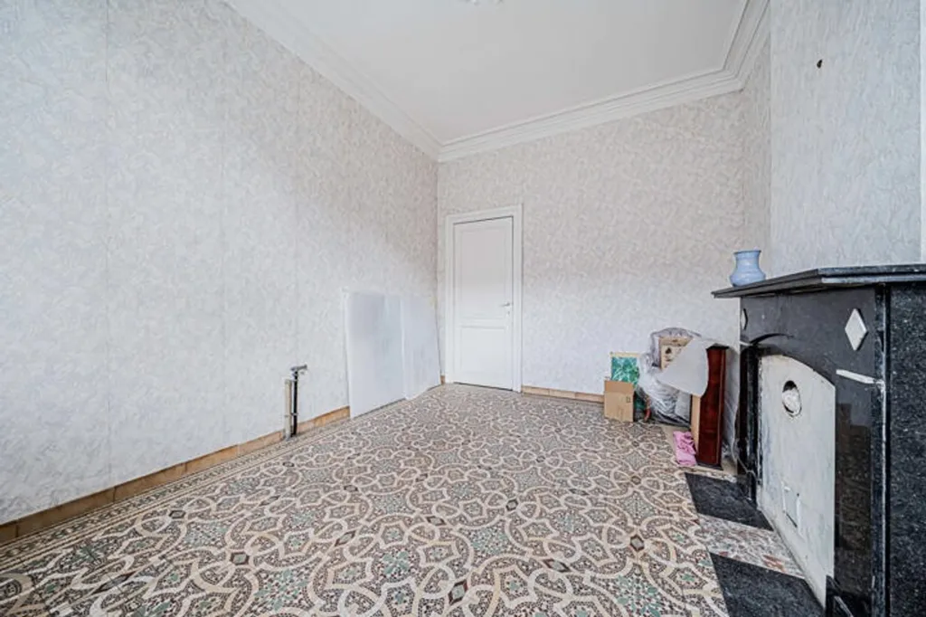 Pièces - Maison à Rénover avec Terrasse à Grivegnée