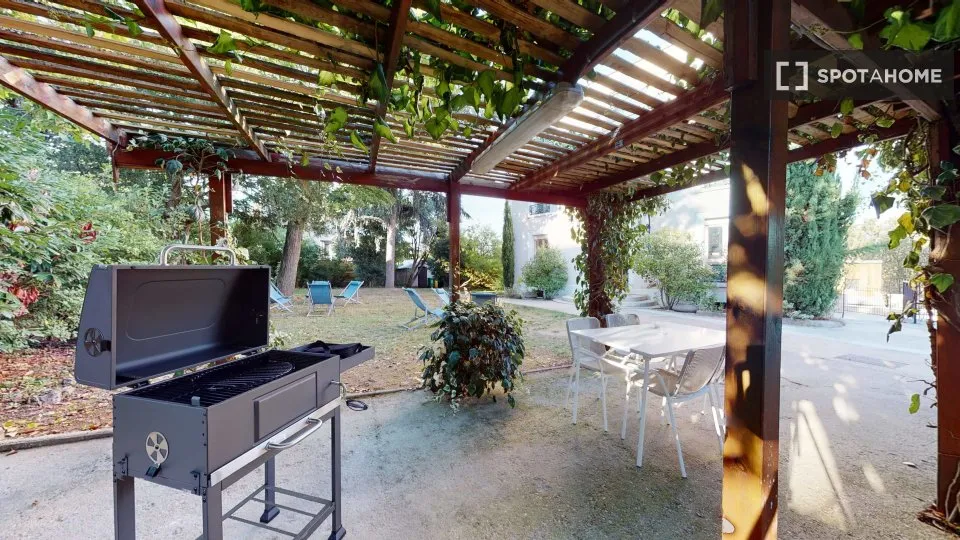 Terrass - Room in Shared Accommodation, Bords-de-Marne, Paris