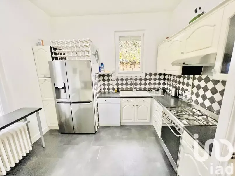 Cuisine - Maison d'Architecte avec Vue Panoramique à Creil