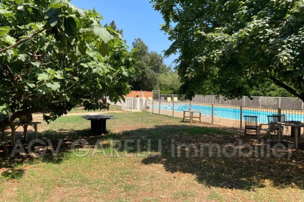 Piscina - Studio with Pool in La Londe-les-Maures