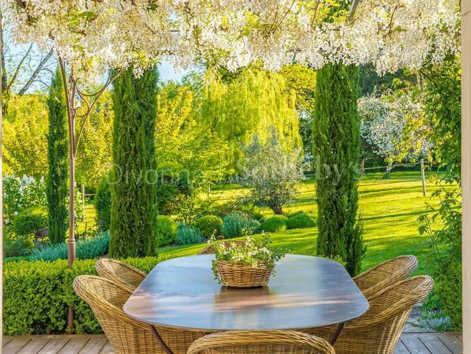 Terrace - Luxury House with Mont Blanc View near Geneva