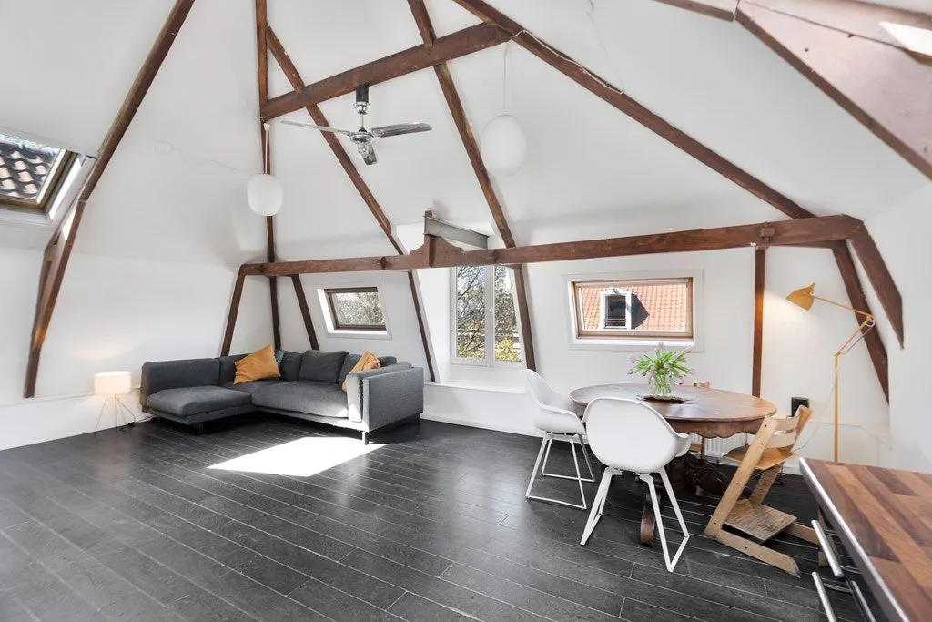 Pièces - Loft-Style Apartment with High Ceilings in De Pijp