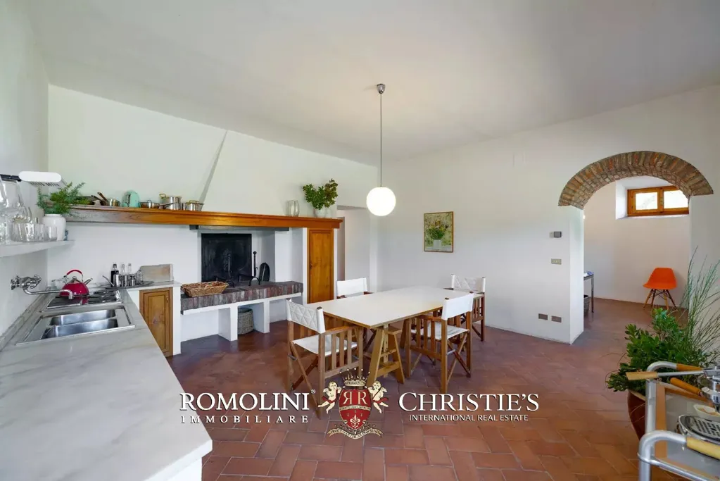 Söögituba - Rustic Farmhouse with Panoramic Views in Chianti