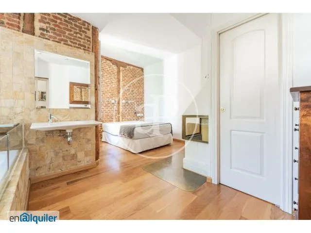 Bedrooms - Apartment with Ascensor in Salamanca, Madrid