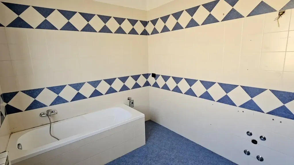 Vannitoad - Detached Villa with Private Garden in Cigliano