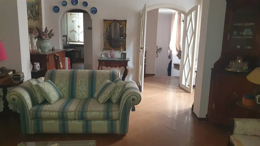 Soggiorno - Historic Apartment in Chieti Centre