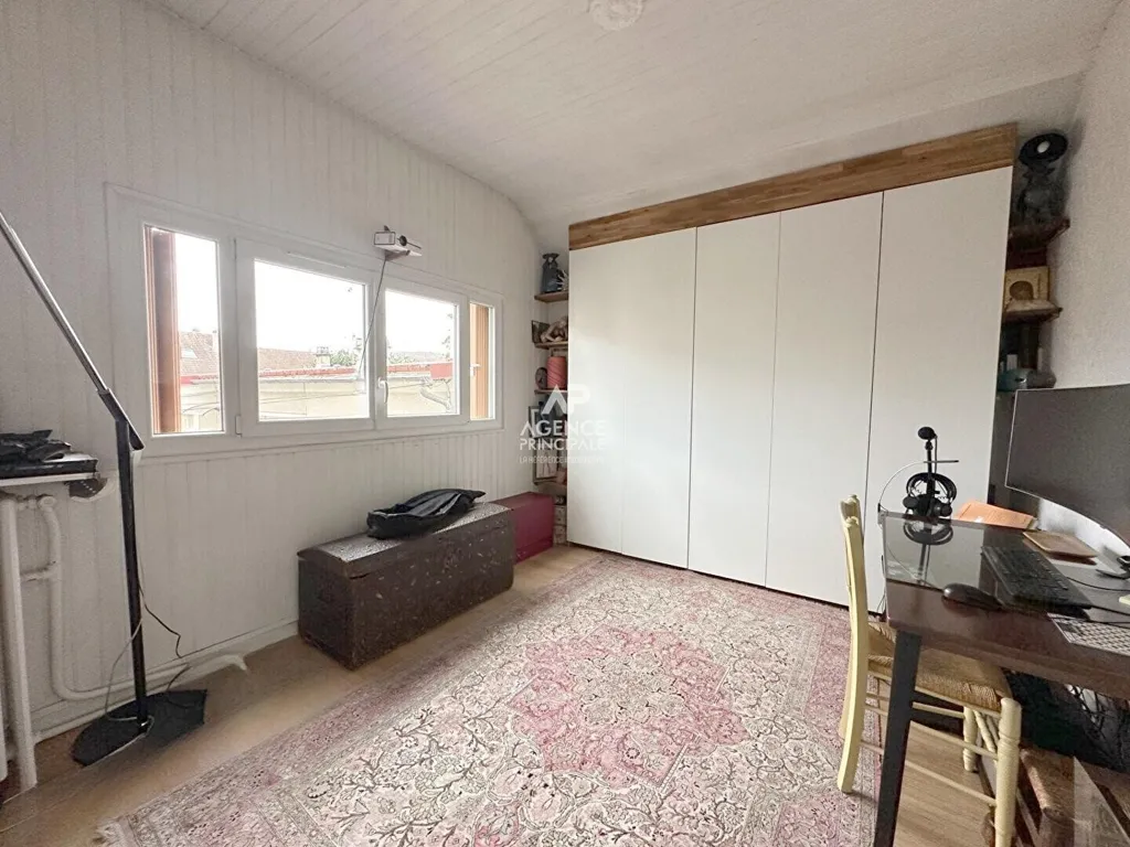 Camere da letto - Charming House with Terrace in Chaville Centre