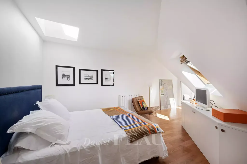 Magamistoad - Renovated Parisian Apartment with Panoramic Views