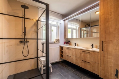 Salles de bain - Duplex avec Terrasse près du Centre d'Oelegem