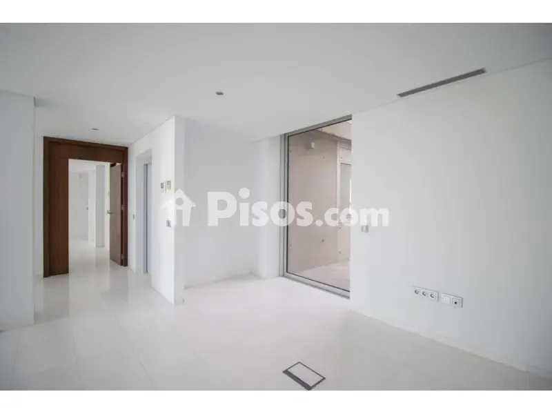 Esik - Contemporary Complex with Pool in Ifara