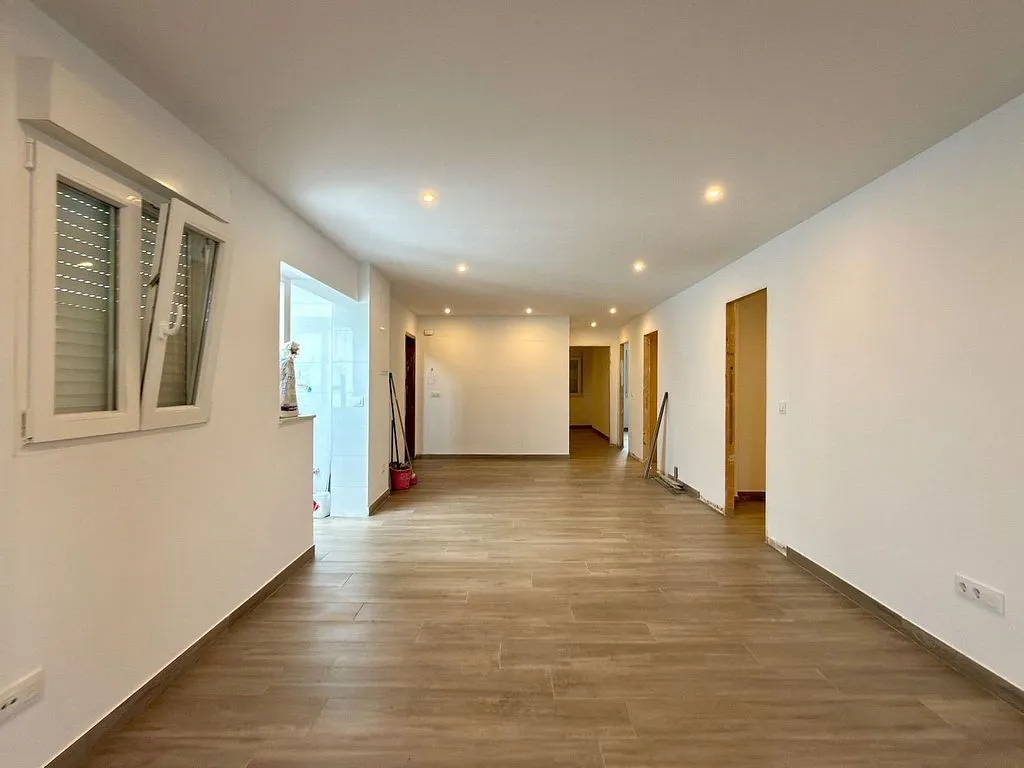 hallway_entrance