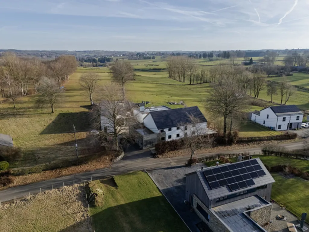 Õhuvaade - Luxury Estate with Pool in Waimes