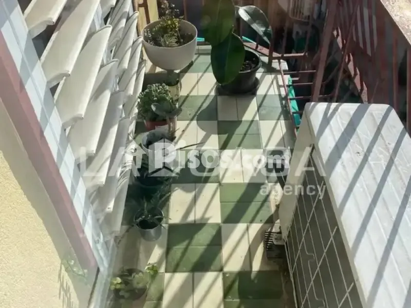 Rõdu - Duplex with Balcony in Santa Coloma de Gramenet