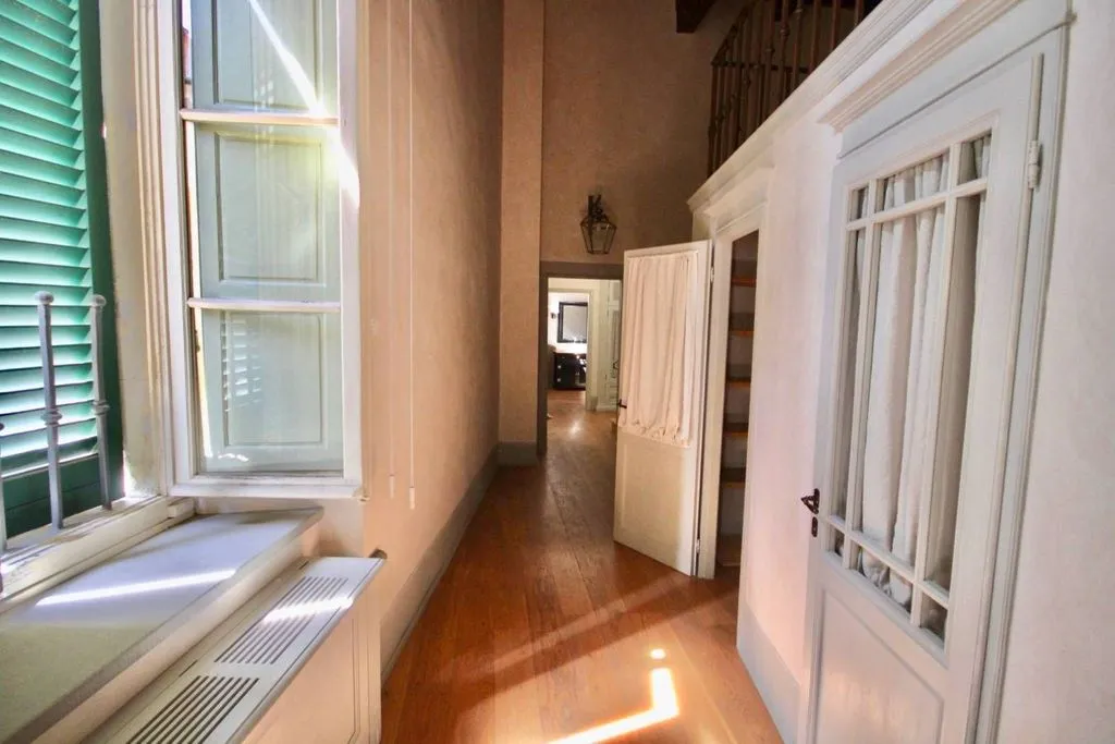 Ingresso - Appartamento con giardino interno nel centro storico di Pistoia