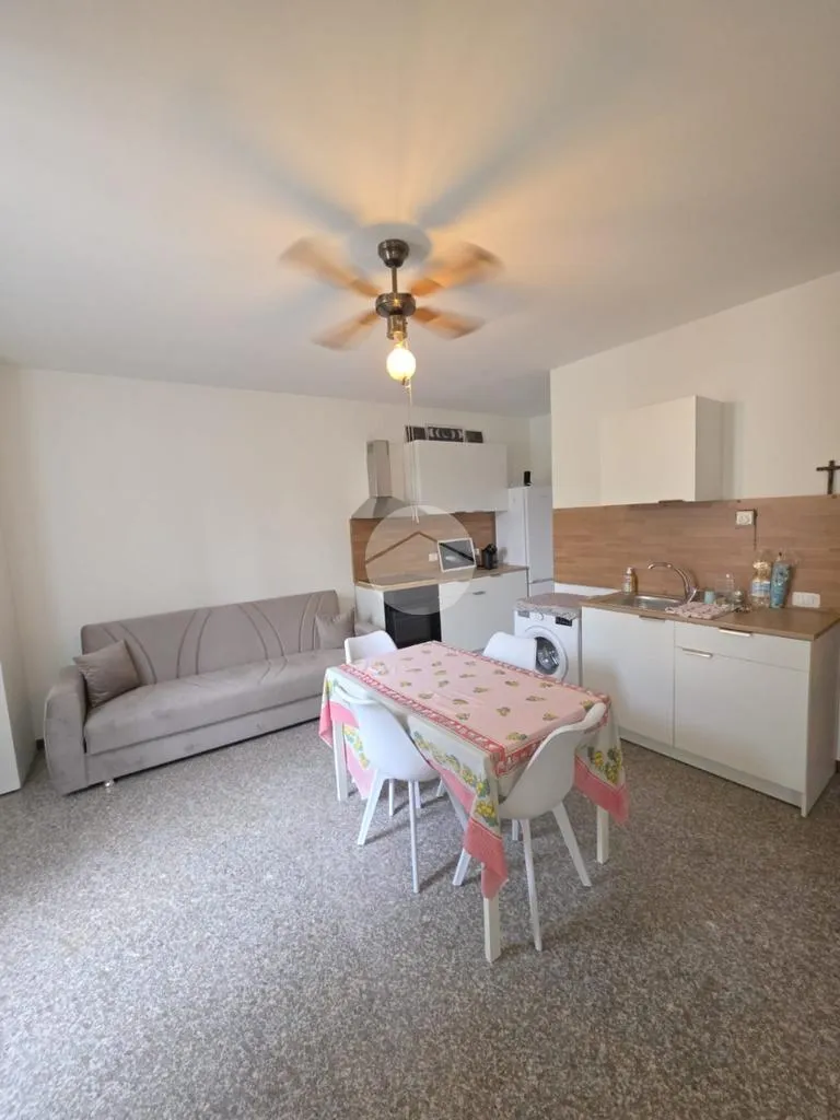 Sala da pranzo - Two-Bedroom Apartment with Private Portico in Vimercate