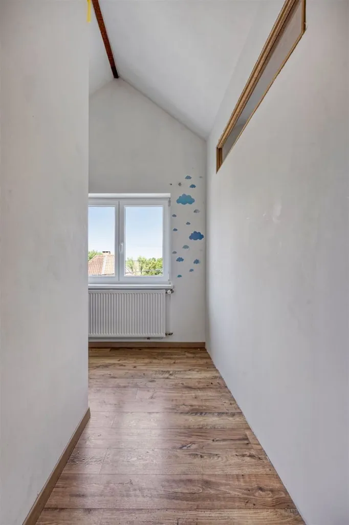 4 magamistoaga maja asukohas Court-Saint-Etienne