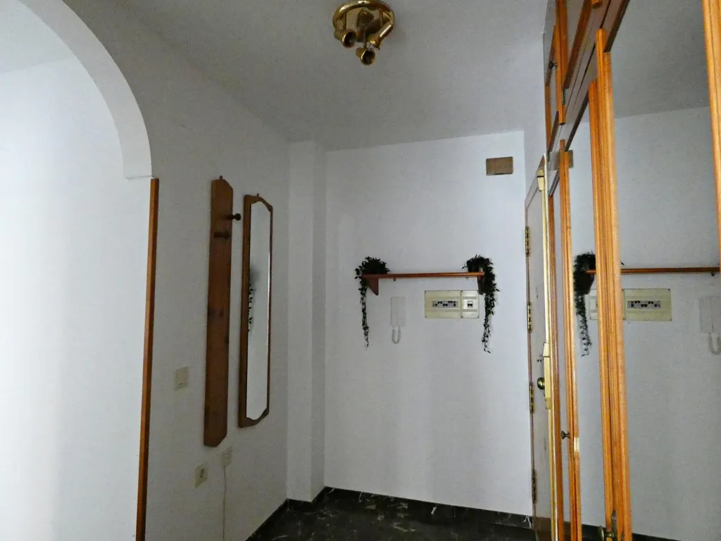 hallway_entrance
