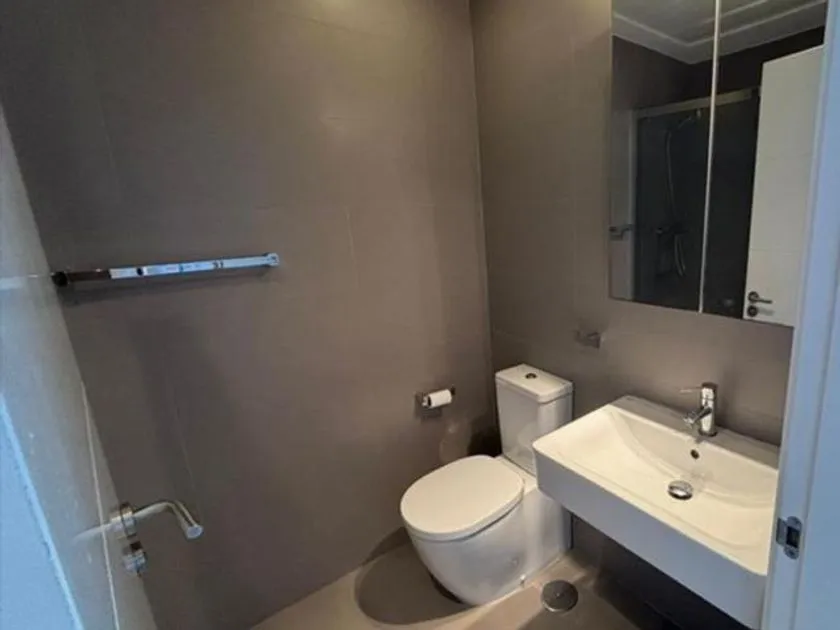 Salles de bain - Modern Apartment with Sea View in Manga